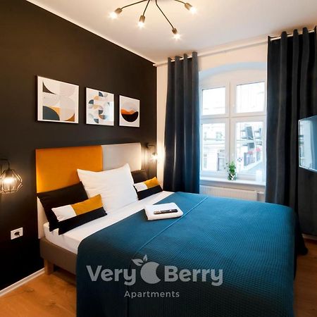 Very Berry - Glogowska 35A - Mtp Apartments - Self Check In 24H Poznan Exterior foto