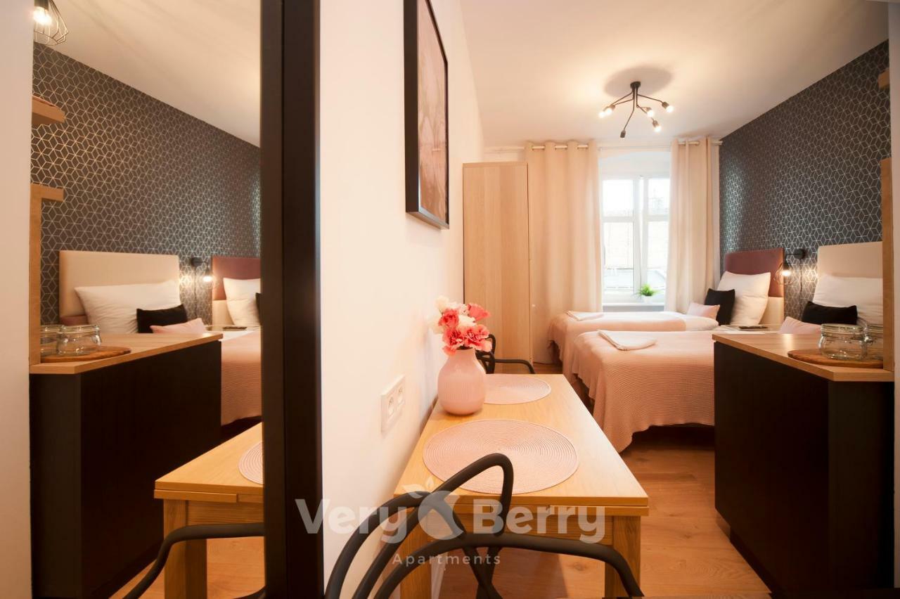 Very Berry - Glogowska 35A - Mtp Apartments - Self Check In 24H Poznan Exterior foto