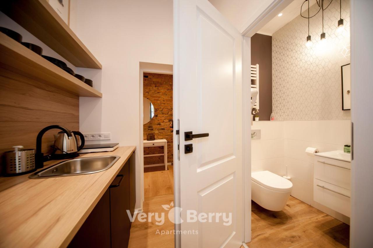 Very Berry - Glogowska 35A - Mtp Apartments - Self Check In 24H Poznan Exterior foto