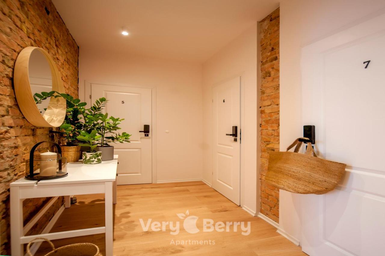 Very Berry - Glogowska 35A - Mtp Apartments - Self Check In 24H Poznan Exterior foto