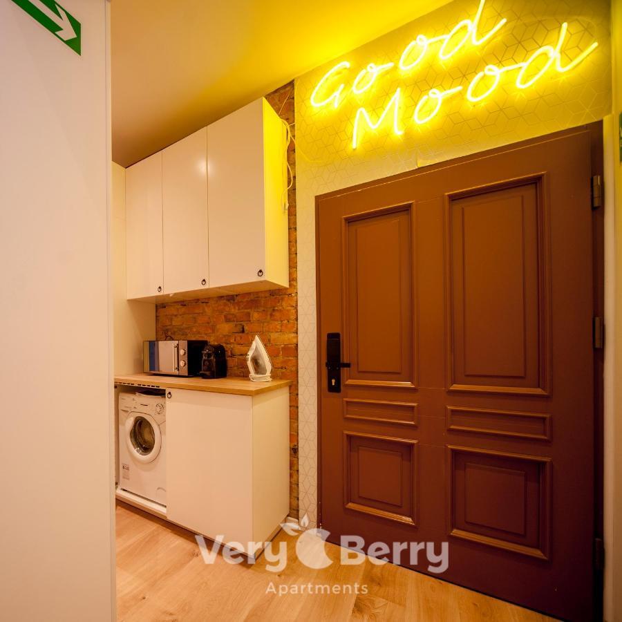 Very Berry - Glogowska 35A - Mtp Apartments - Self Check In 24H Poznan Exterior foto